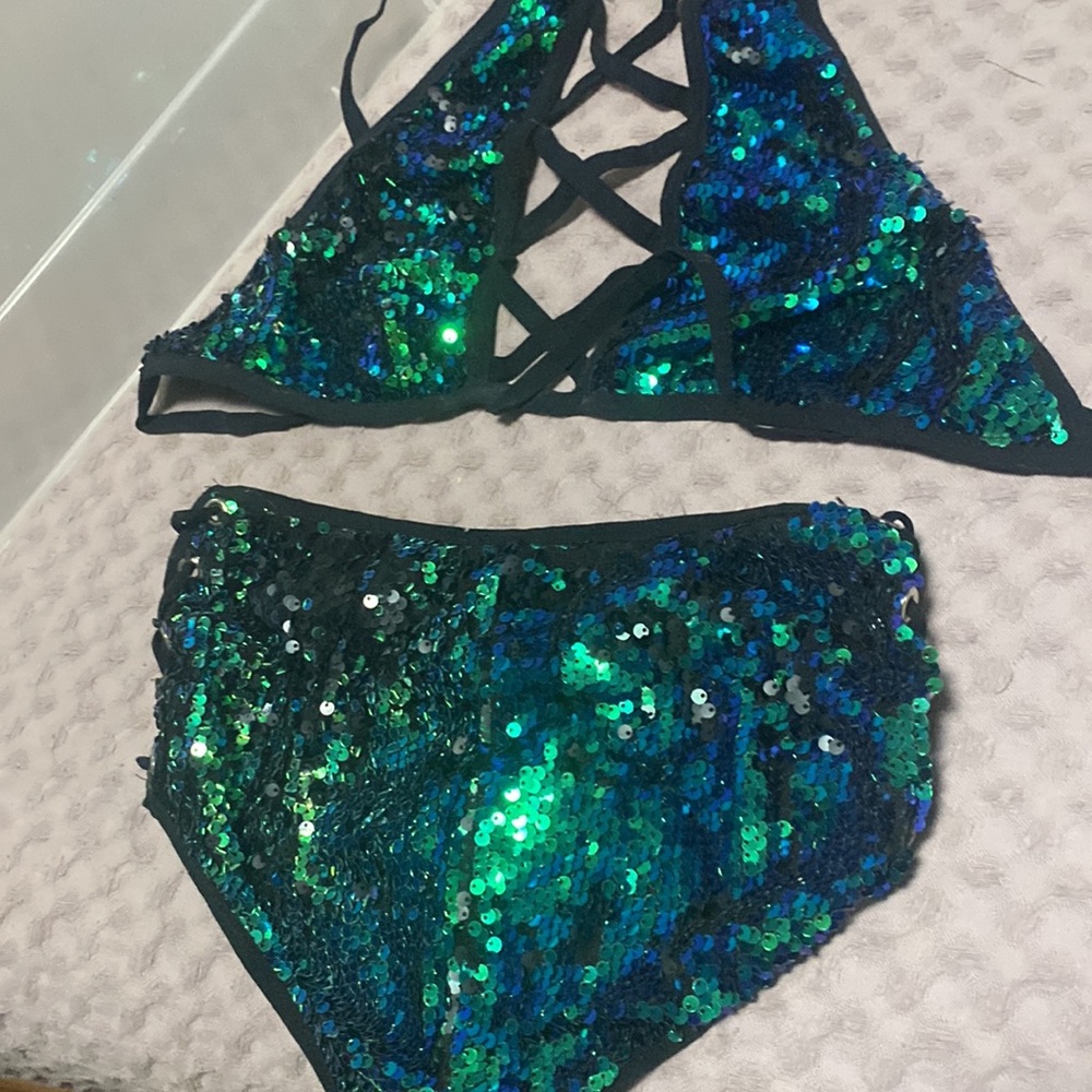 Sequin Green Set - image 4